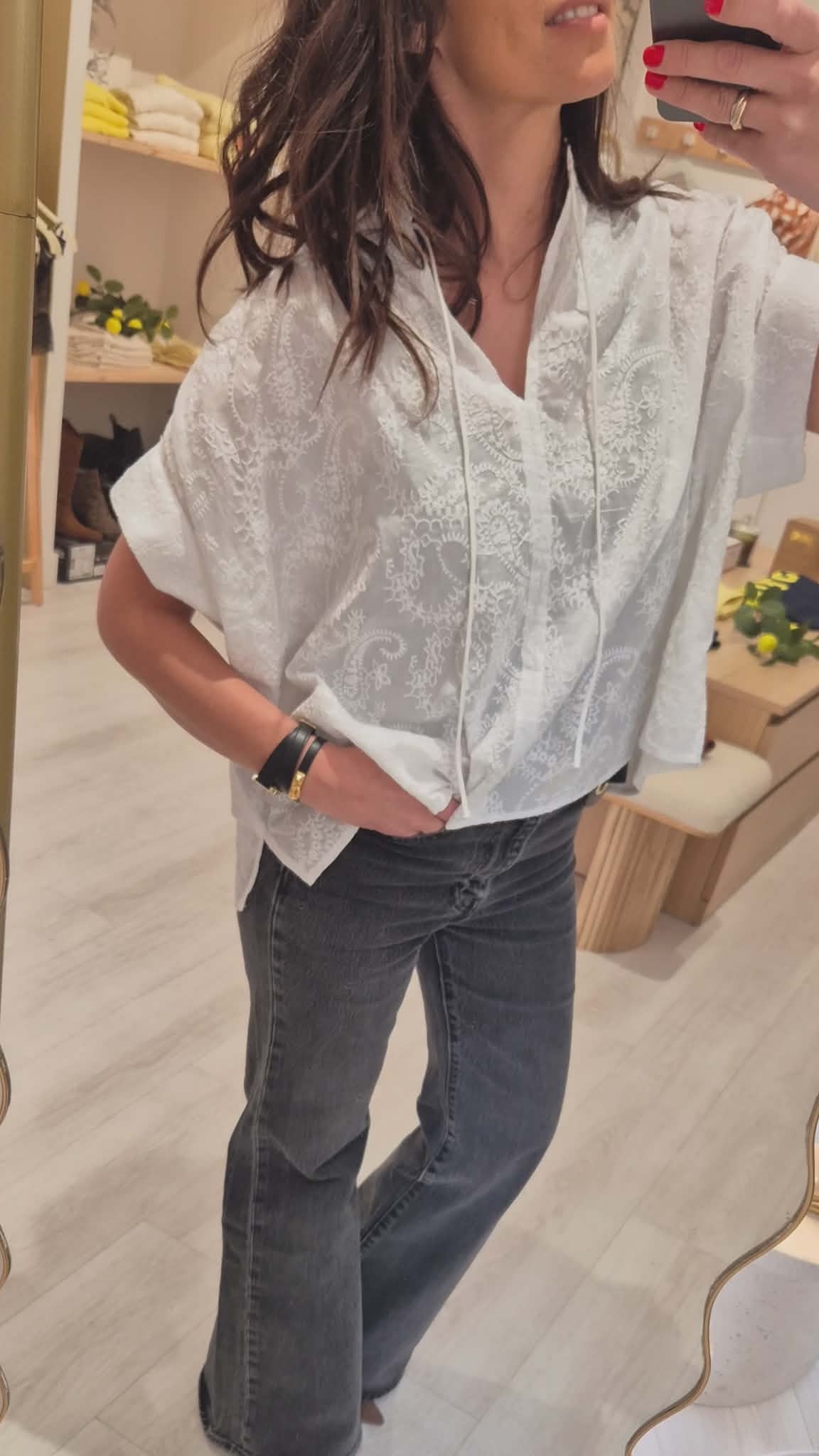 Blouse brodée