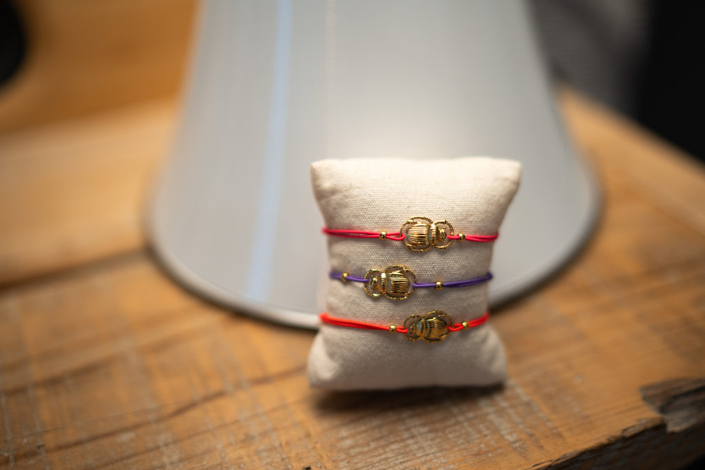 Bracelet scarabée orange Fluo