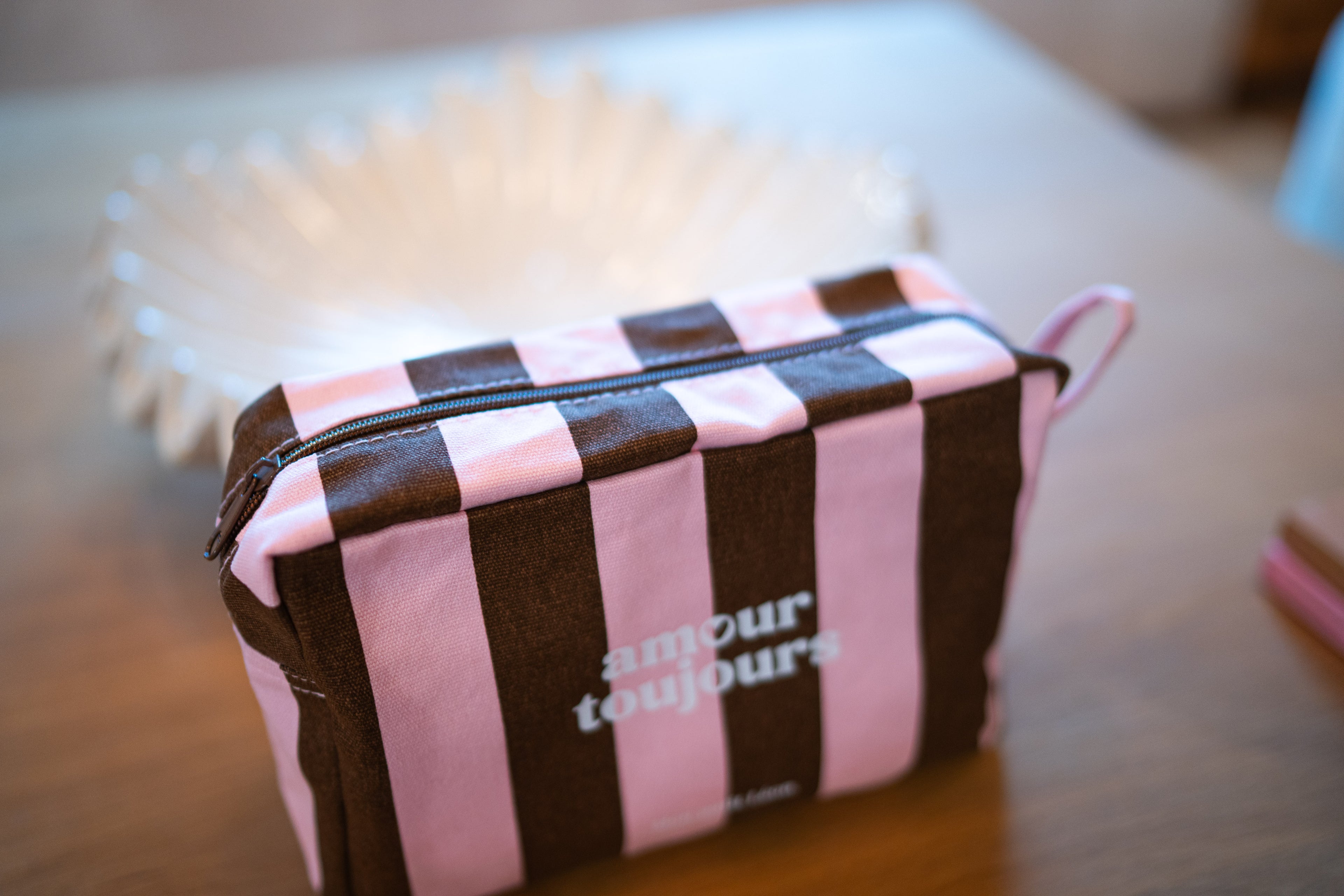 Trousse de toilette rose marron