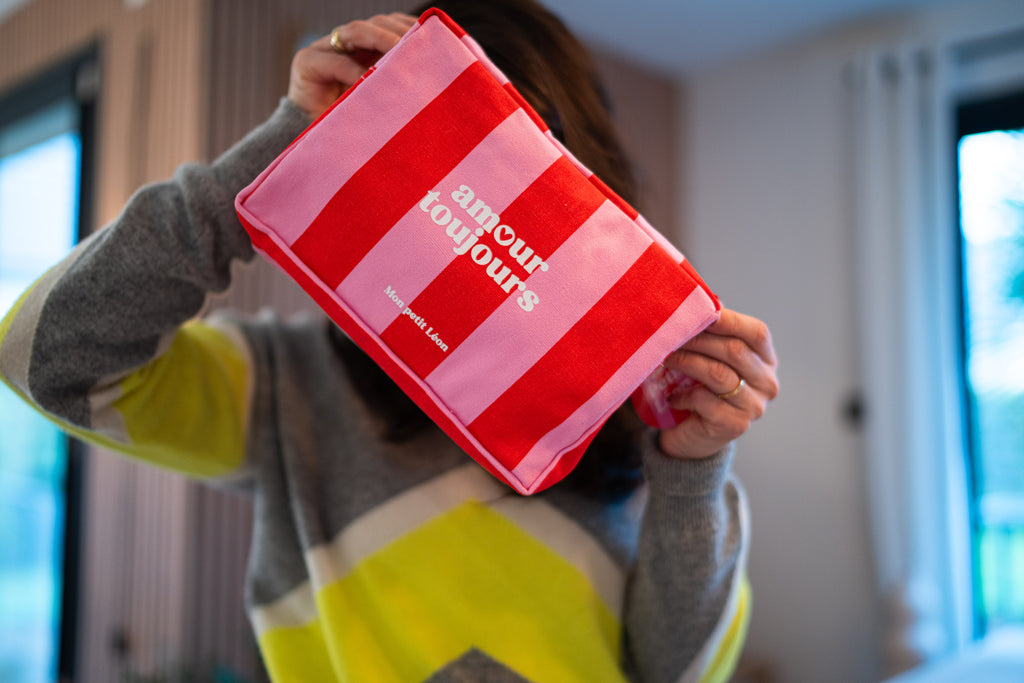Trousse de toilette rose rouge