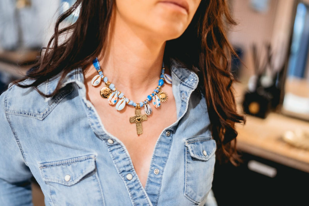 Collier Croix Bleu