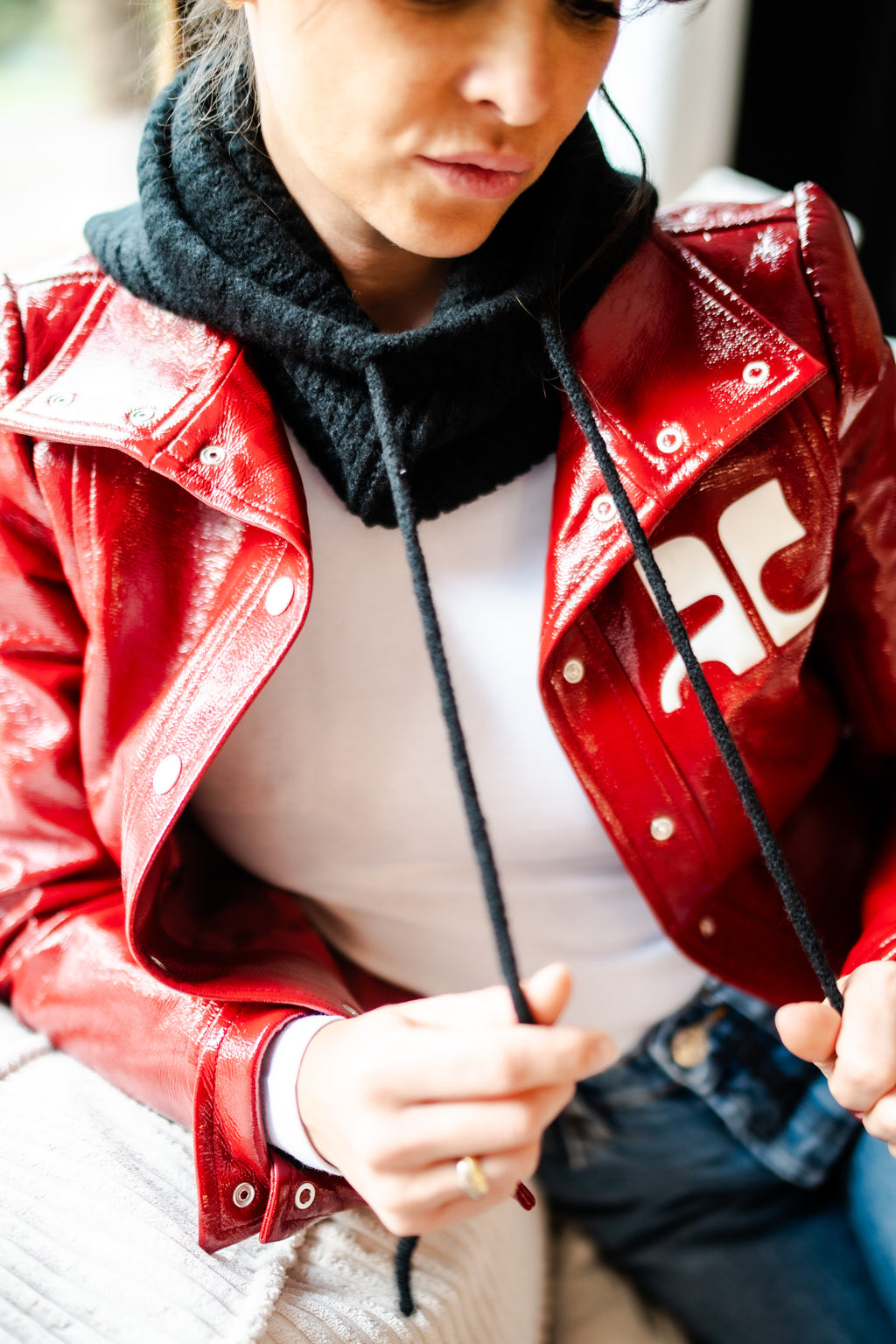 Cagoule en laine noire