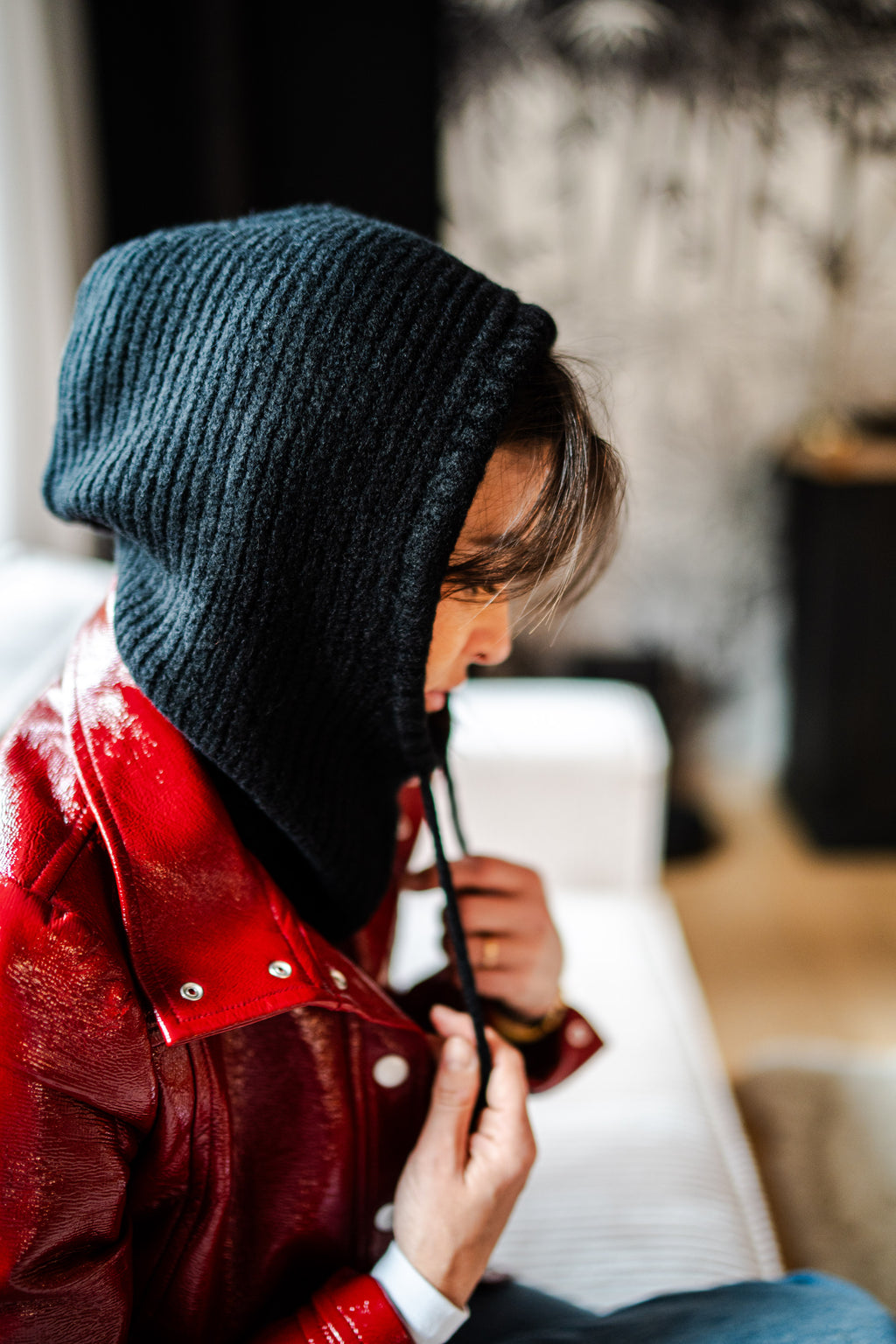 Cagoule en laine noire