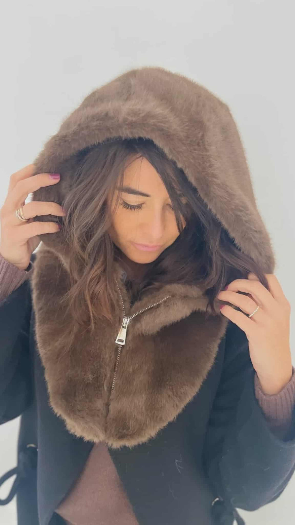 Cagoule / capuche fausse fourrure